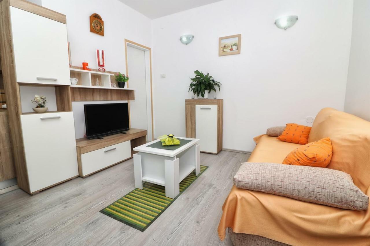 Apartment Edi Pula Zewnętrze zdjęcie
