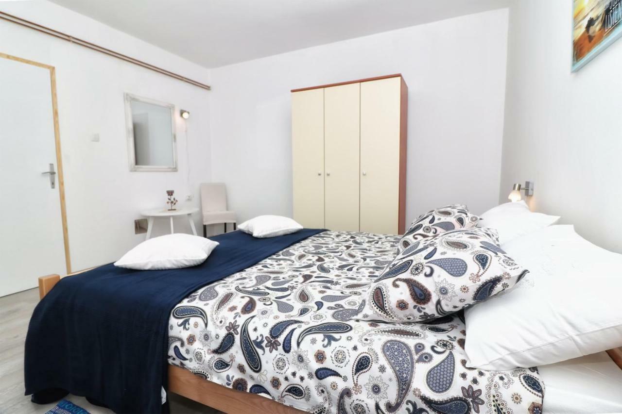 Apartment Edi Pula Zewnętrze zdjęcie